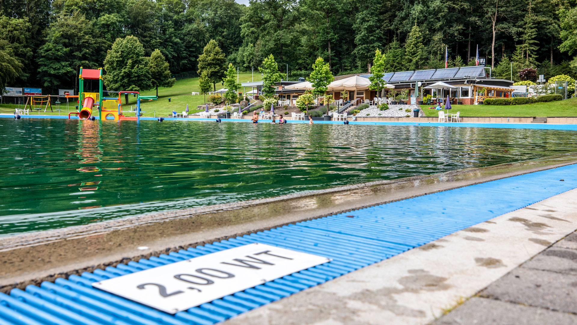Das Waldfreibad Herpine in Halver wurde in einem aktuellen Ranking zum besten Freibad im M�rkischen Kreis gek�rt und lockt im sonnigen Sommer zahlreiche Besucher an (Foto: CDU)
